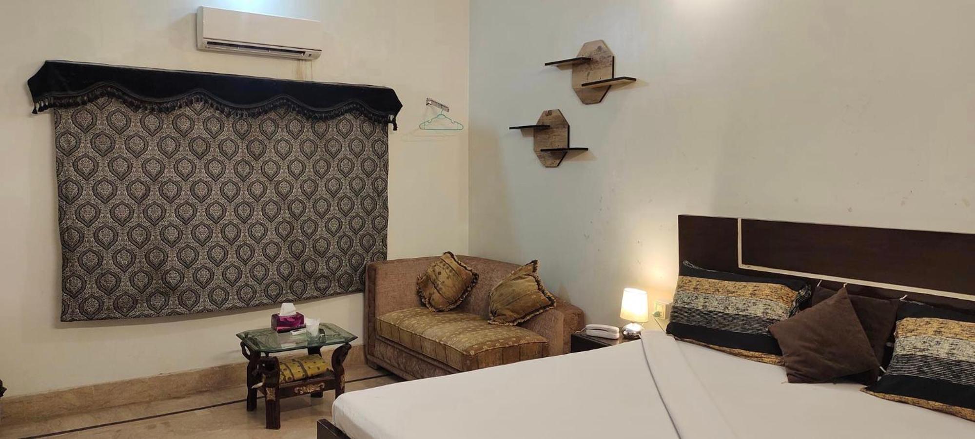 The Royal Palace Guest House Hyderabad Exterior photo